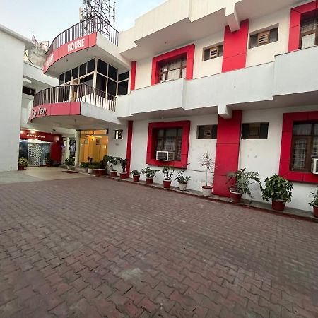 Hotel Magnet House Dehradun Exterior foto